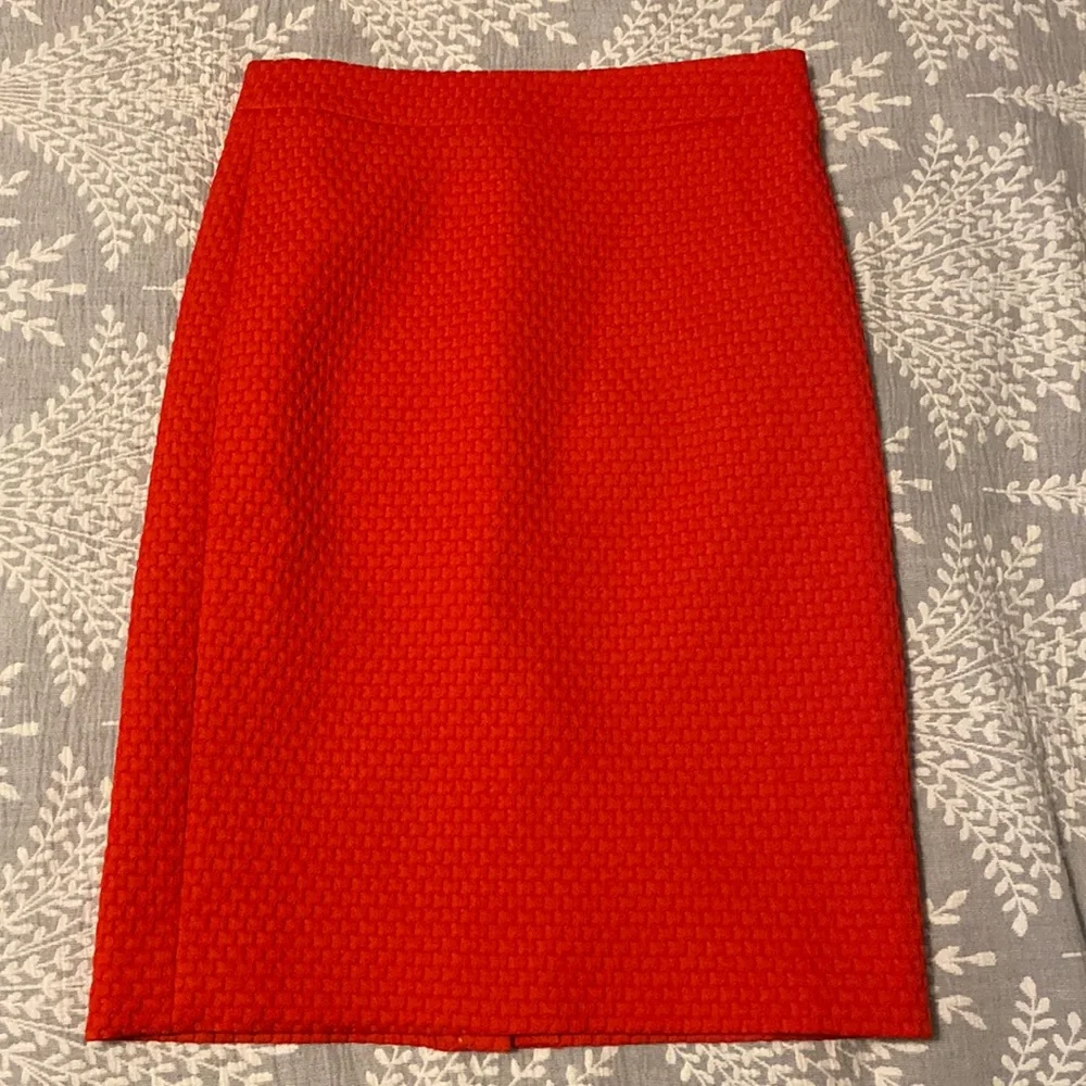 J Crew Pencil skirt - Picture 1 of 3